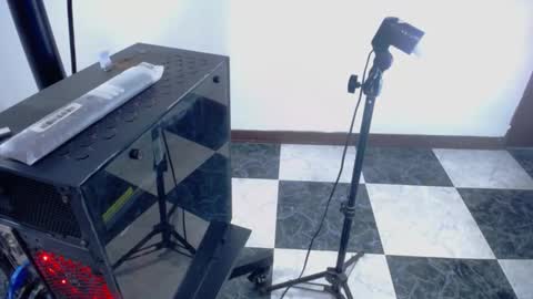 johan online show from 10-08-25, 02:42