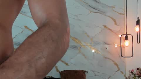 Snapshot of johan_miller1 chatting on 09-14-25, 04:00 johan online show from 09-14-25, 04:00