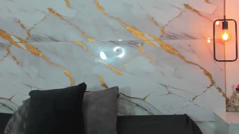 Snapshot of johan_miller1 chatting on 09-21-25, 12:23 johan online show from 09-21-25, 12:23