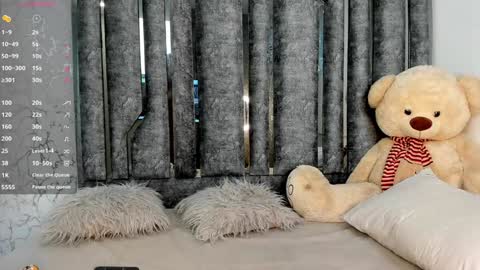 johana fox online show from 12-30-24, 10:32