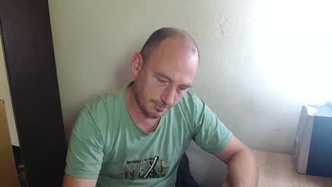 Johan online show from 10-27-25, 12:42