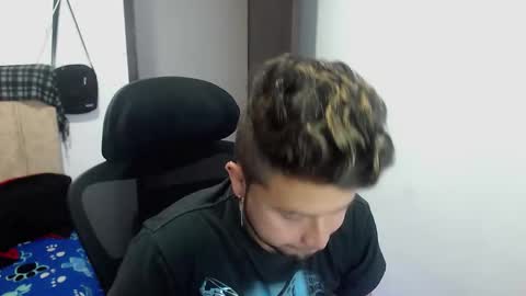 JOHAN independient model online show from 09-26-25, 02:32