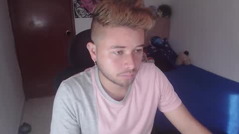 Snapshot of johanleonsweetboy chatting on 11-26-25, 12:50 JOHAN independient model online show from 11-26-25, 12:50