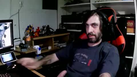 Snapshot of john566112 chatting on 11-23-25, 05:29 john online show from 11-23-25, 05:29