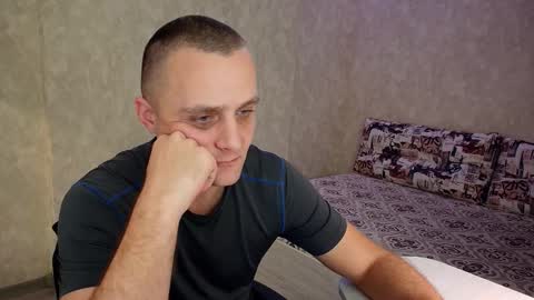 John online show from 11-24-25, 08:19