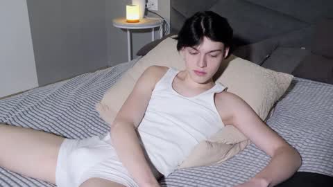 Snapshot of john_arthurs chatting on 01-21-25, 04:37 John online show from 01-21-25, 04:37