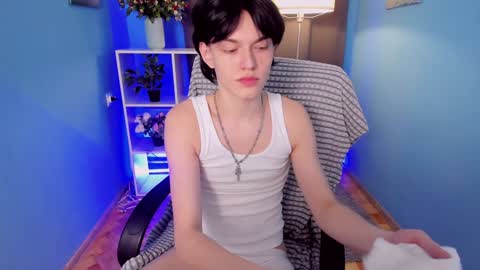 Snapshot of john_arthurs chatting on 01-23-25, 03:32 John online show from 01-23-25, 03:32