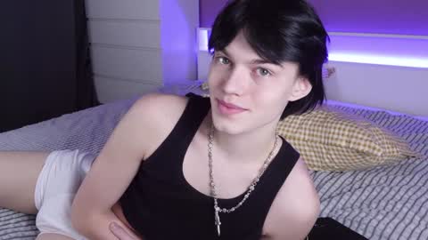 Snapshot of john_arthurs chatting on 01-24-25, 03:34 John online show from 01-24-25, 03:34