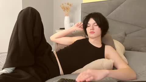 Snapshot of john_arthurs chatting on 03-05-25, 08:00 John online show from 03-05-25, 08:00