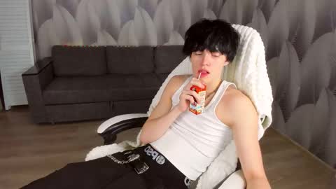 Snapshot of john_arthurs chatting on 09-21-25, 02:51 John online show from 09-21-25, 02:51