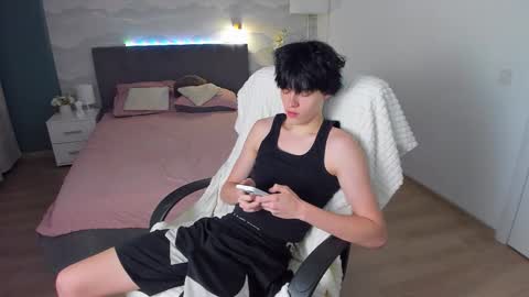 Snapshot of john_arthurs chatting on 09-26-25, 03:49 John online show from 09-26-25, 03:49