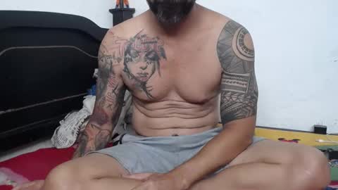 Snapshot of john_balthor chatting on 12-28-24, 02:32 online show from 12-28-24, 02:32