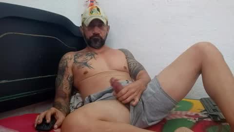 Snapshot of john_balthor chatting on 12-31-24, 05:18 online show from 12-31-24, 05:18