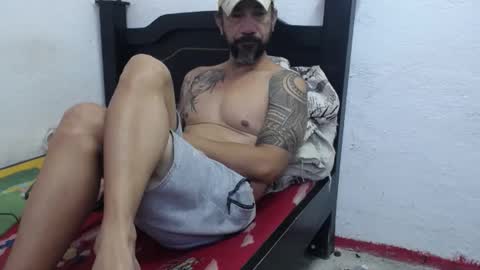 Snapshot of john_balthor chatting on 02-07-25, 02:37 online show from 02-07-25, 02:37