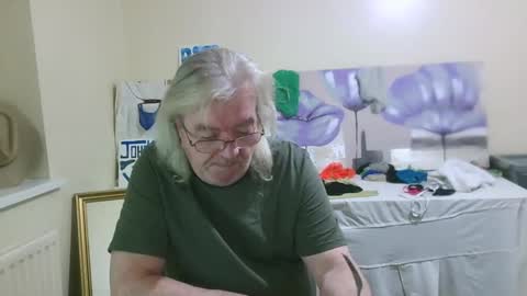 Snapshot of john_little_one chatting on 12-11-24, 03:35 JOHN online show from 12-11-24, 03:35