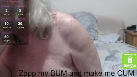 Snapshot of john_little_one chatting on 12-27-24, 12:12 JOHN online show from 12-27-24, 12:12