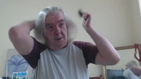 Snapshot of john_little_one chatting on 01-14-25, 10:48 JOHN online show from 01-14-25, 10:48