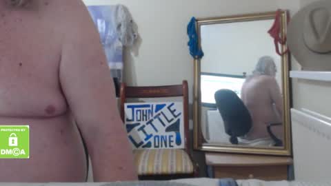 Snapshot of john_little_one chatting on 02-20-25, 04:14 JOHN online show from 02-20-25, 04:14