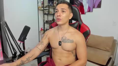 Snapshot of john_s117 chatting on 12-20-25, 12:07 JOHN online show from 12-20-25, 12:07