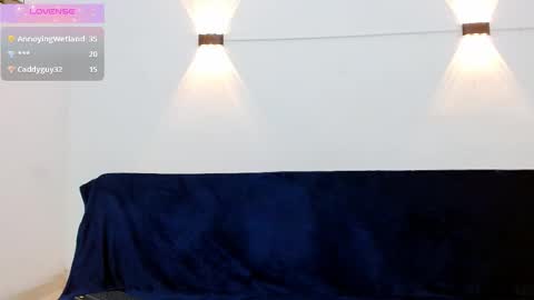 john_ssnow29 online show from 10-13-25, 10:59