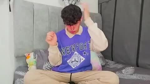 John Vichenso online show from 12-06-24, 05:55