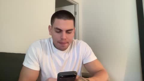 JAXX online show from 11-25-25, 09:04