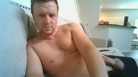 Snapshot of johnd101020 chatting on 11-10-25, 07:02 johnd101020 online show from 11-10-25, 07:02