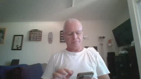 Snapshot of johndesnudado chatting on 10-04-25, 10:57 johndesnudado online show from 10-04-25, 10:57