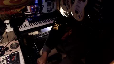 johnfeelgood004 online show from 05-09-26, 03:23