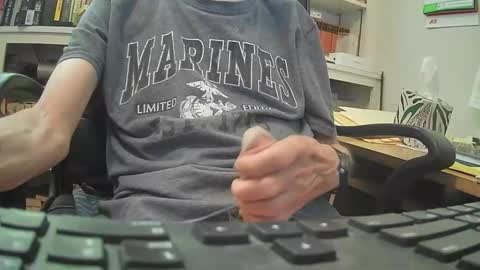Snapshot of johngp777 chatting on 06-08-26, 10:21 johngp777 online show from 06-08-26, 10:21