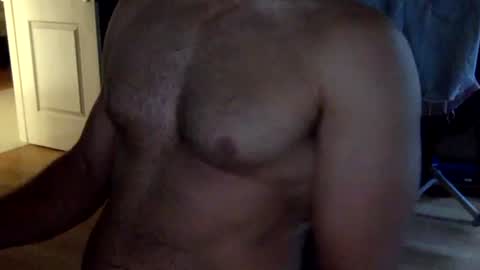 Snapshot of johnhotxxxx chatting on 03-02-25, 10:03 LETSPLAY online show from 03-02-25, 10:03