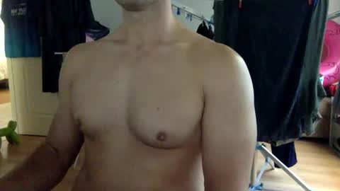 Snapshot of johnhotxxxx chatting on 10-11-25, 03:06 LETSPLAY online show from 10-11-25, 03:06