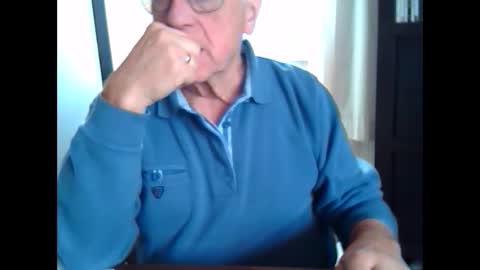 Snapshot of johnjohn6226623 chatting on 10-06-25, 09:40 johnjohn6226 online show from 10-06-25, 09:40