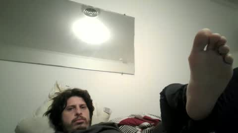 Snapshot of johnjohn90909 chatting on 10-17-25, 02:15 johnjohn online show from 10-17-25, 02:15