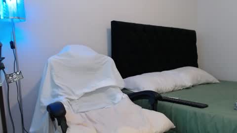 john online show from 01-28-25, 09:29