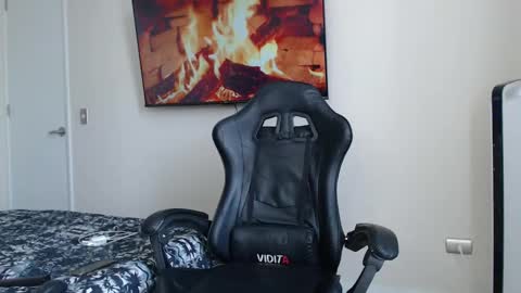 john online show from 09-13-25, 03:45