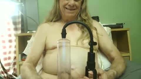 johnnieq1971 online show from 05-24-26, 02:38