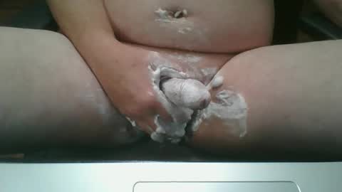 Snapshot of johnny972925 chatting on 12-09-24, 12:08 johnny972925 online show from 12-09-24, 12:08