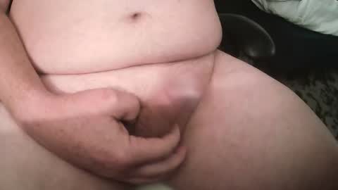 Snapshot of johnny972925 chatting on 05-20-26, 10:32 johnny972925 online show from 05-20-26, 10:32