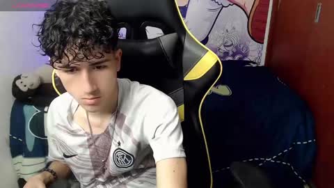 johnny_cagee online show from 12-12-24, 03:54