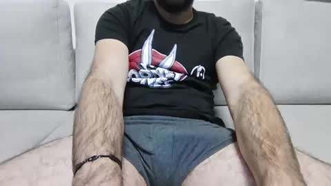 Snapshot of johnny_yaa chatting on 12-23-24, 09:51 johnny_yaa online show from 12-23-24, 09:51