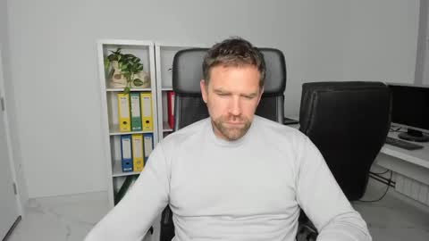 Snapshot of johnnydough82 chatting on 12-04-24, 04:54 johnnydough82 online show from 12-04-24, 04:54