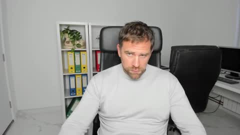 Snapshot of johnnydough82 chatting on 12-04-24, 08:01 johnnydough82 online show from 12-04-24, 08:01