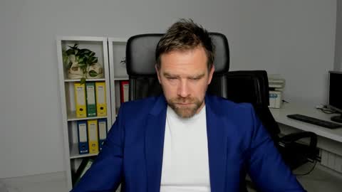 Snapshot of johnnydough82 chatting on 12-12-24, 05:42 johnnydough82 online show from 12-12-24, 05:42