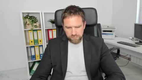 Snapshot of johnnydough82 chatting on 12-19-24, 07:29 johnnydough82 online show from 12-19-24, 07:29