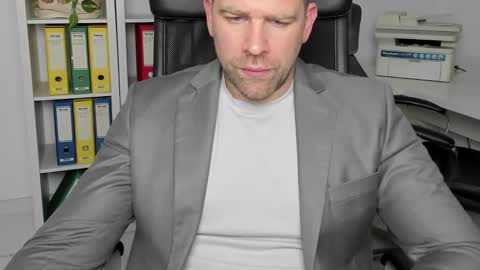 Snapshot of johnnydough82 chatting on 12-24-24, 04:30 johnnydough82 online show from 12-24-24, 04:30