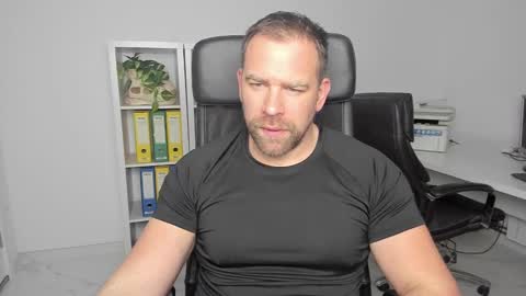 Snapshot of johnnydough82 chatting on 01-04-25, 03:50 johnnydough82 online show from 01-04-25, 03:50