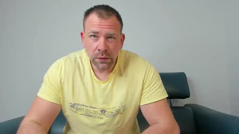 Snapshot of johnnydough82 chatting on 03-07-25, 04:57 johnnydough82 online show from 03-07-25, 04:57