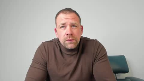 Snapshot of johnnydough82 chatting on 03-08-25, 06:10 johnnydough82 online show from 03-08-25, 06:10