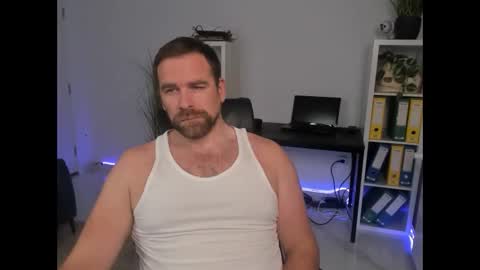 Snapshot of johnnydough82 chatting on 12-01-25, 09:25 johnnydough82 online show from 12-01-25, 09:25